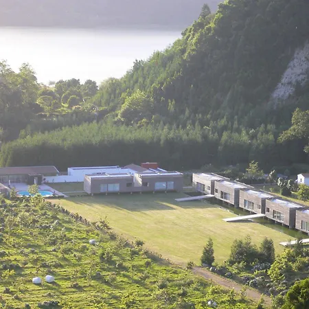 Furnas Forest Living 4*