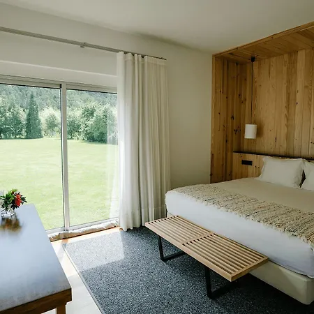 Otel Forest Living Furnas (Azores)
