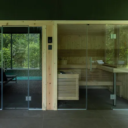 Forest Living Hotel 4*