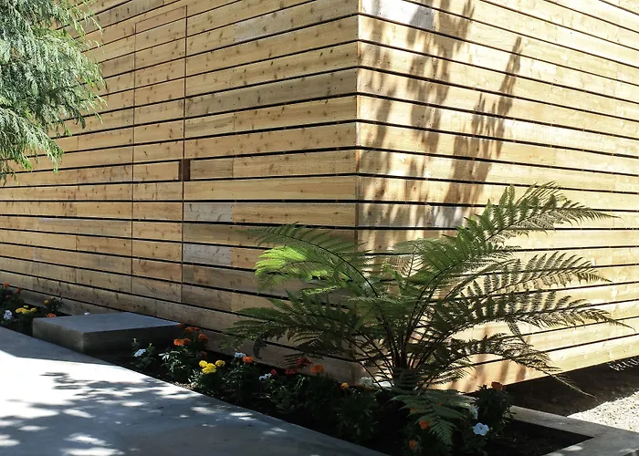 Hotel Forest Living 4*