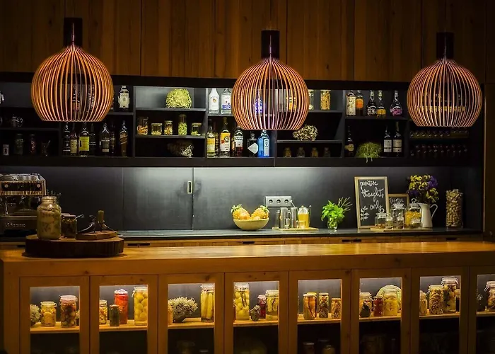 Forest Living פורנס